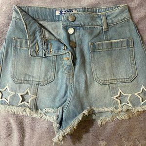 SJYP star cut out jean short